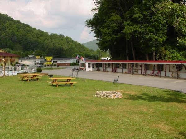 Motel A - Maggie Valley